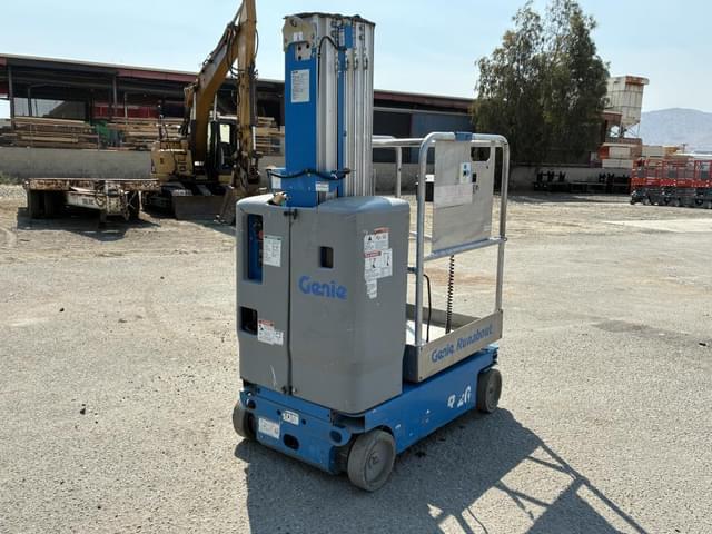 Image of Genie GR-20 equipment image 2