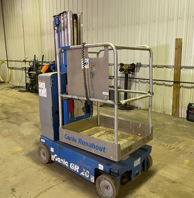 Image of Genie GR-20 equipment image 2