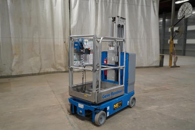 Image of Genie GR-20 equipment image 3