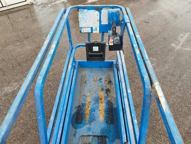 Image of Genie GS-1930 equipment image 4