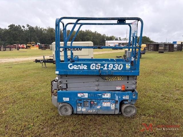 Image of Genie GS-1930 equipment image 4