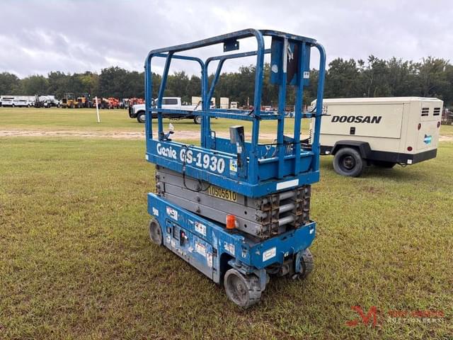 Image of Genie GS-1930 equipment image 3