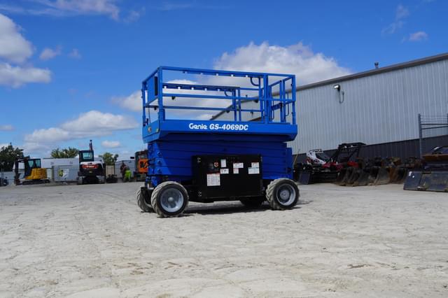 Image of Genie GS-4069DC  equipment image 3