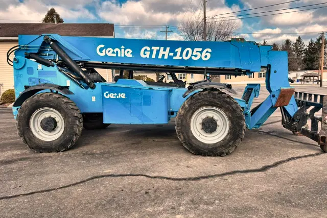 Image of Genie GTH-1056 equipment image 4