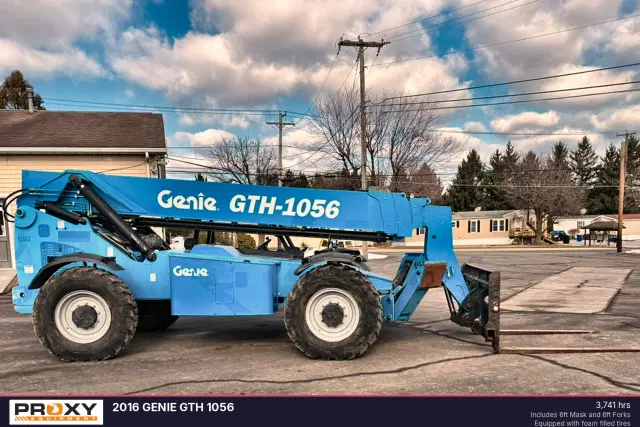 Image of Genie GTH-1056 equipment image 2