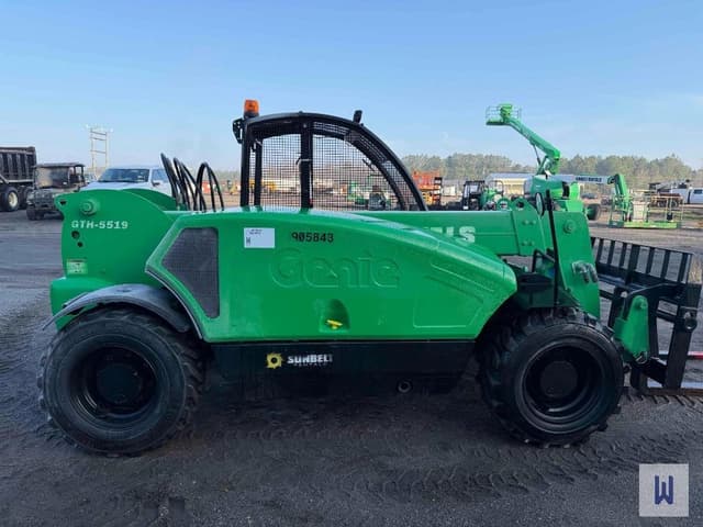 Image of Genie GTH-5519 equipment image 4