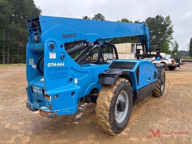 Image of Genie GTH-844 equipment image 1