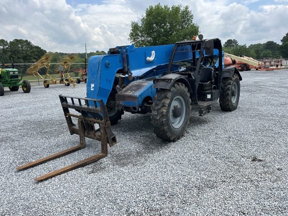 2016 Genie GTH844 Equipment Image0