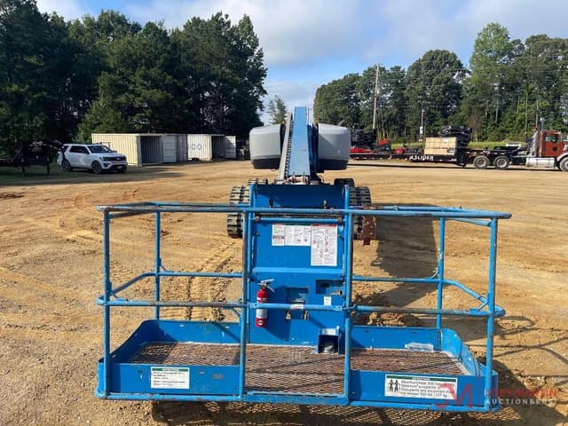 Image of Genie S-65 equipment image 3