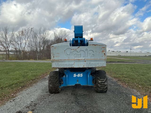 Image of Genie S-85 equipment image 4