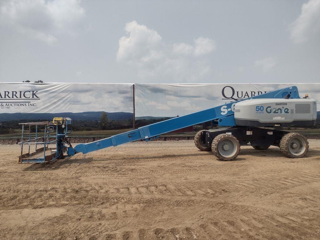 2016 Genie S60X Equipment Image0