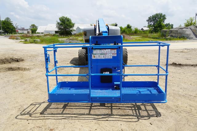 Image of Genie S65 equipment image 3