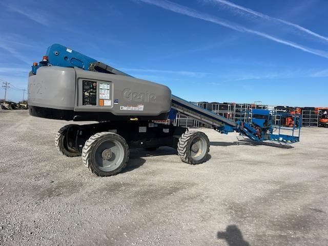 Image of Genie S-65 equipment image 2