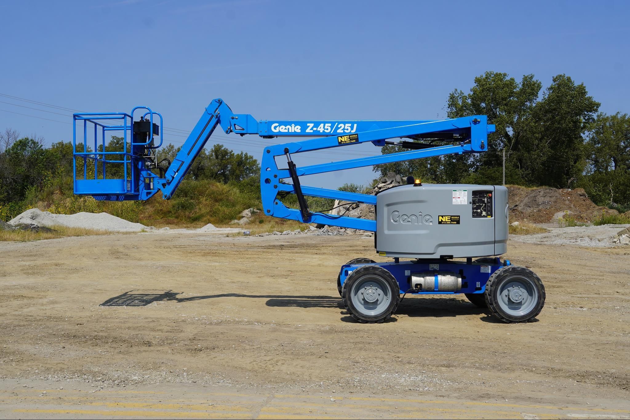 2016 Genie Z45/25J Equipment Image0