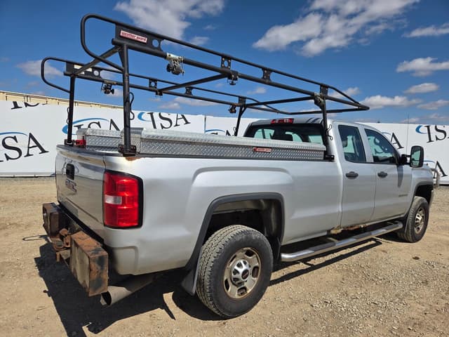 Image of GMC 2500HD equipment image 4