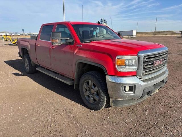 Image of GMC 2500HD equipment image 1