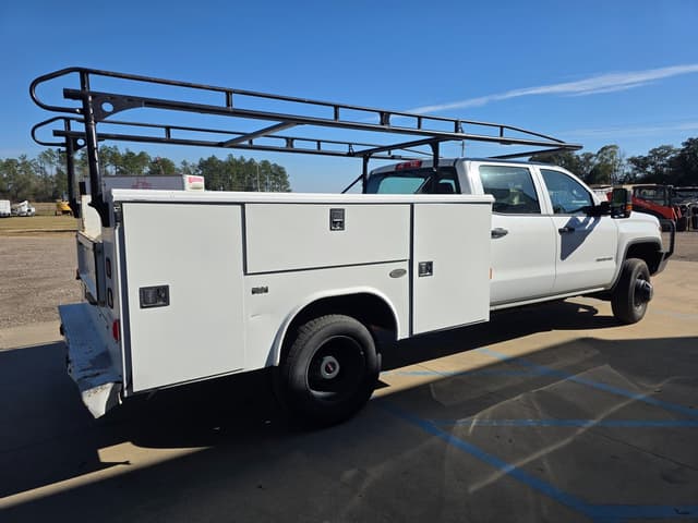 Image of GMC 3500 equipment image 4