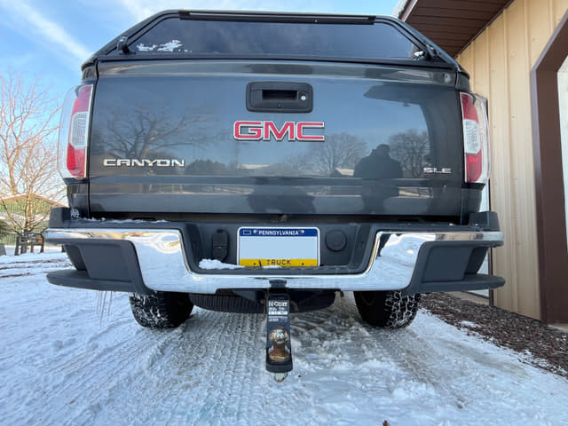 Image of GMC Canyon equipment image 3