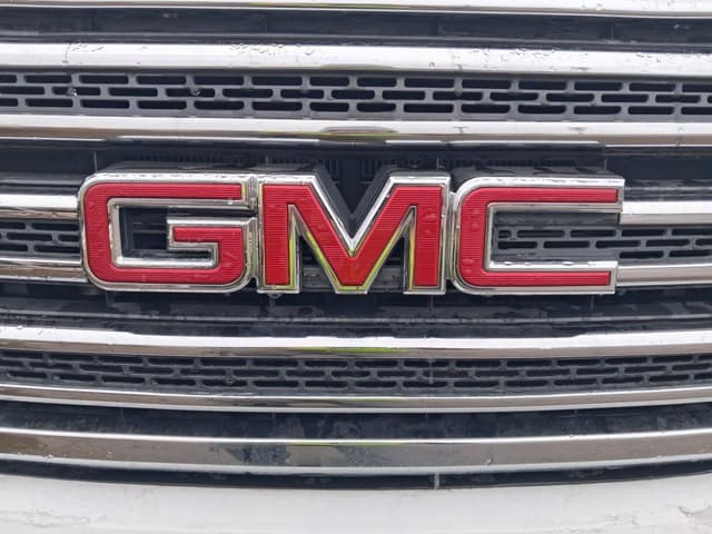 Image of GMC Canyon equipment image 2