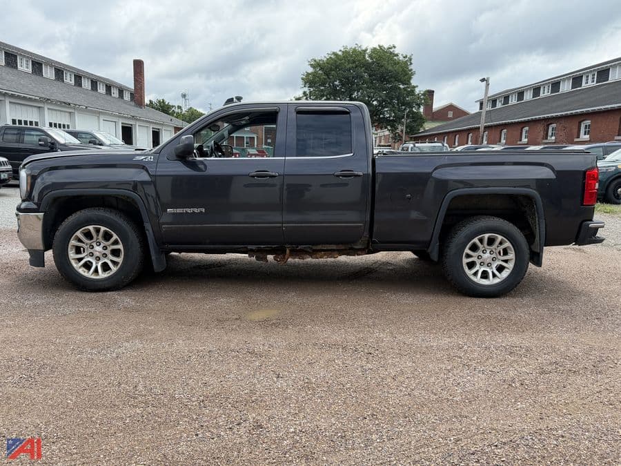 Image of GMC 1500 Primary image