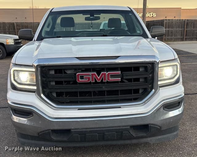 Image of GMC 1500 equipment image 1