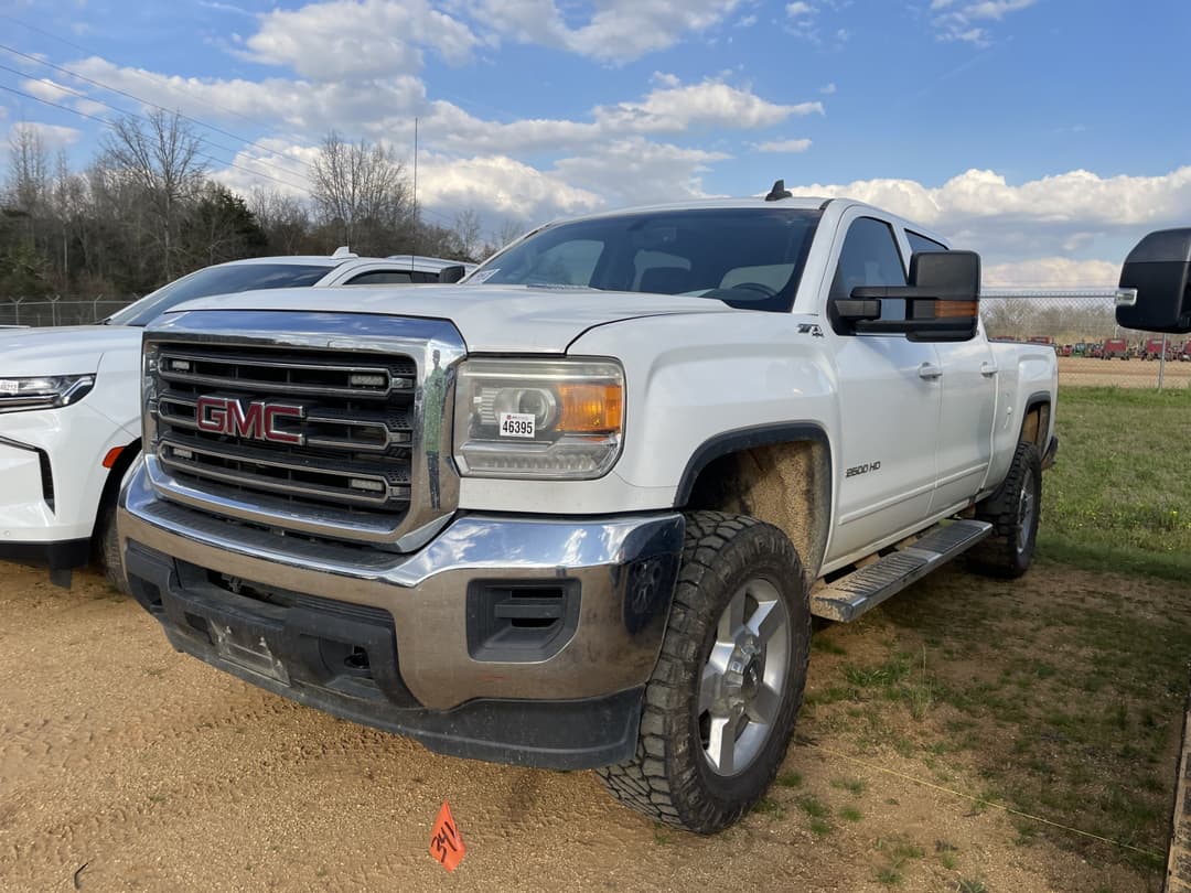 Image of GMC 2500HD Primary image