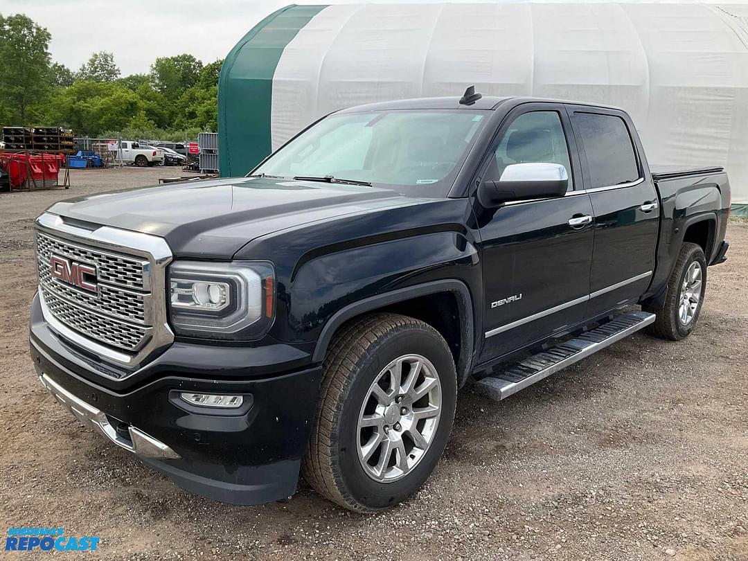 Image of GMC Sierra Primary image