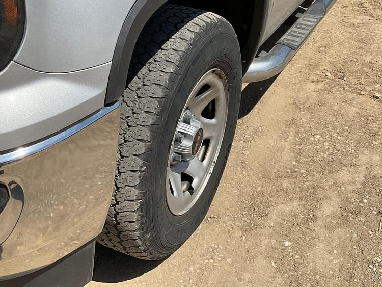 Main image GMC Sierra 32