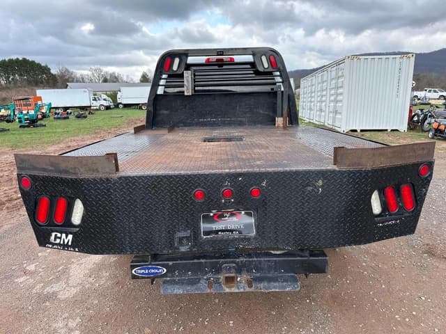 Image of GMC Sierra equipment image 3