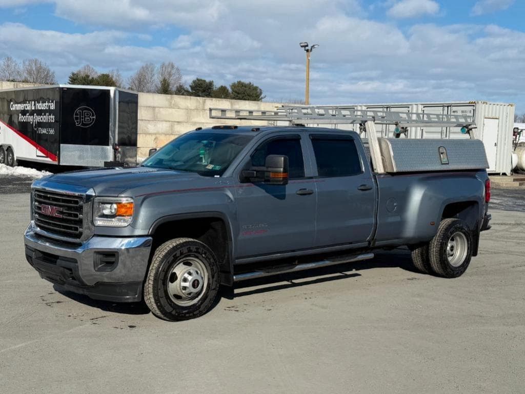 Image of GMC Sierra Primary image