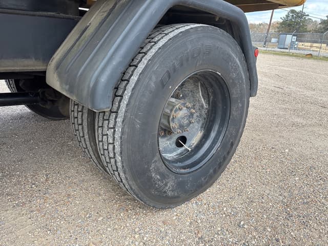 Image of Gradall XL3100 IV equipment image 4