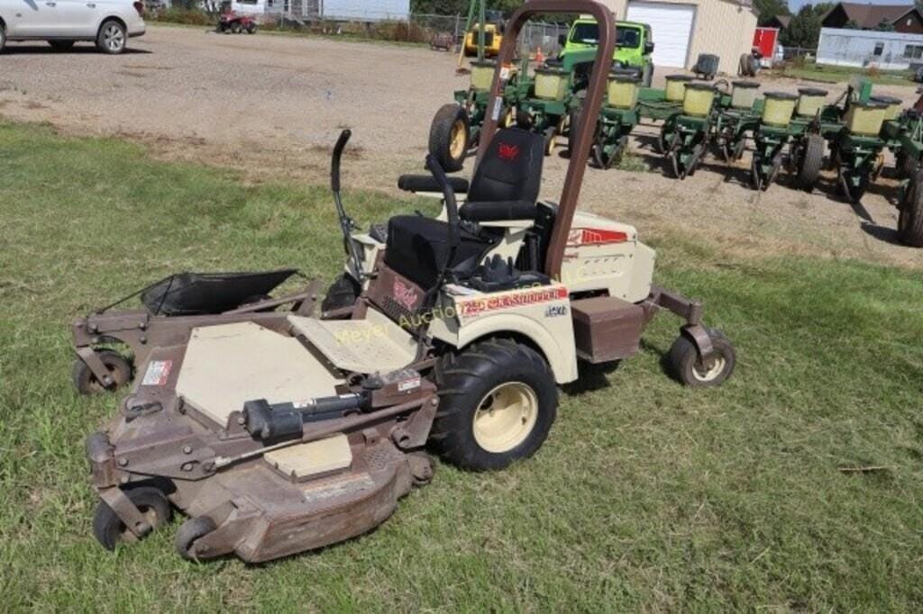 2016 Grasshopper 725D Equipment Image0