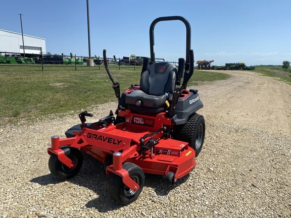 2016 Gravely Pro-Turn 152 Equipment Image0