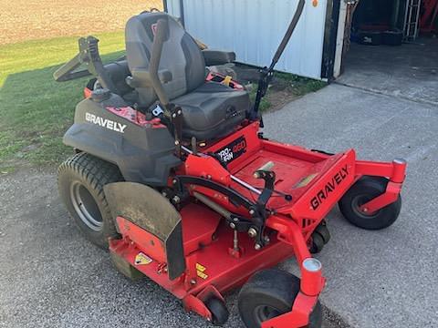 Image of Gravely Pro-Turn 460 equipment image 2