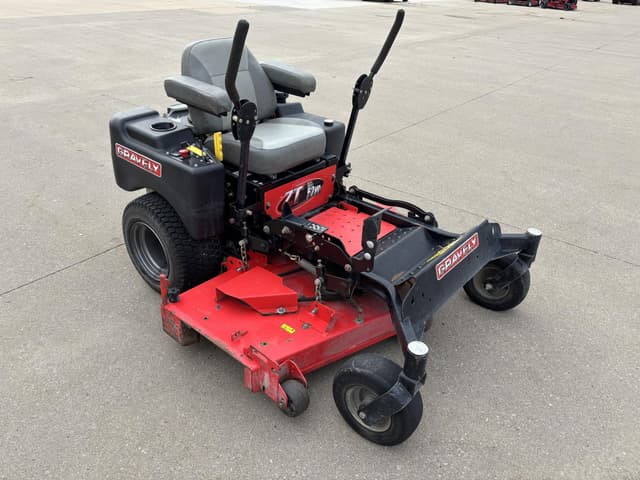 Image of Gravely ZT HD equipment image 3
