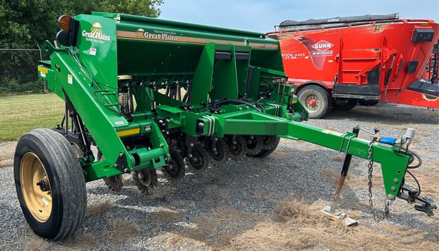 Image of Great Plains 1006NT equipment image 1