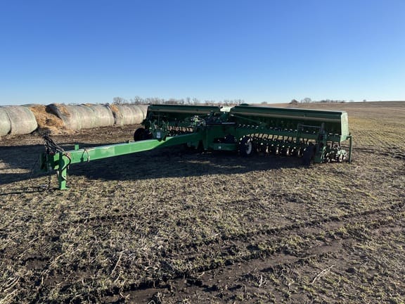 2016 Great Plains 2S-2600HD Equipment Image0