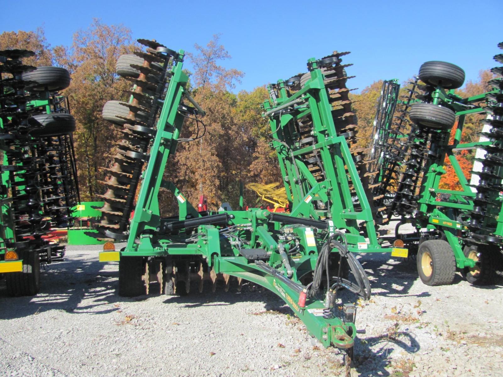2016 Great Plains 3000TM Equipment Image0