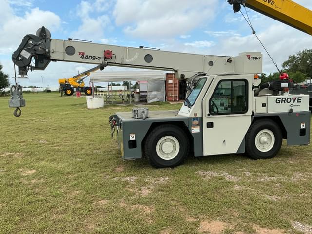 Image of Grove YB4409-2 equipment image 3