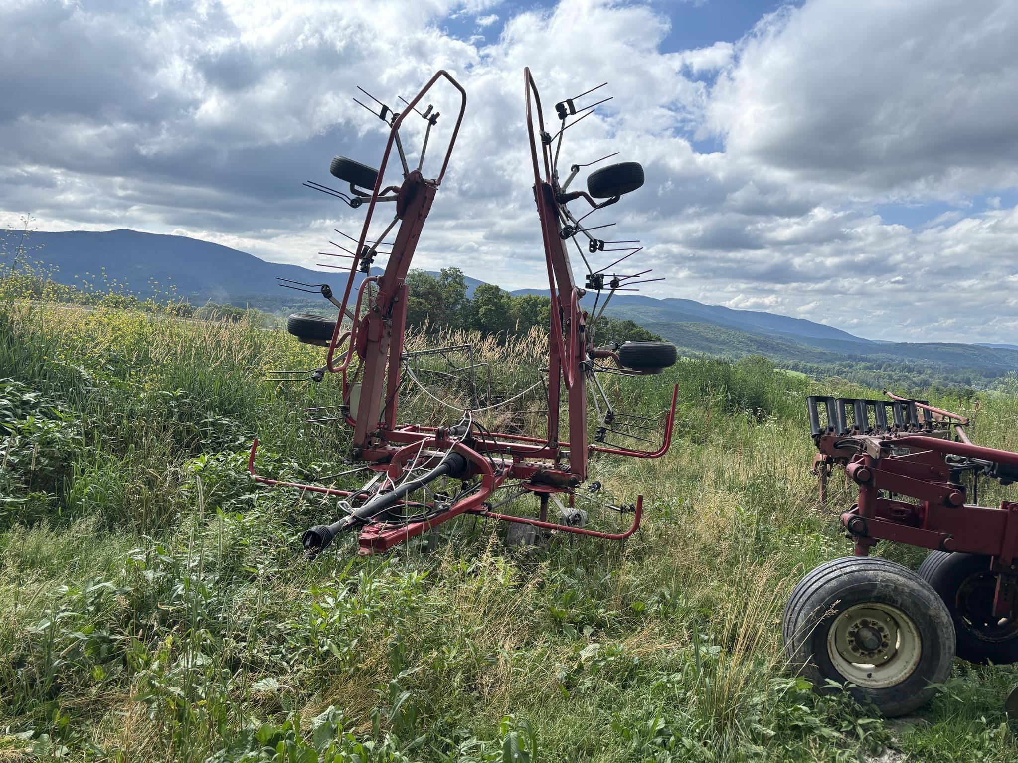 2016 H&S G6V-740PTH Equipment Image0