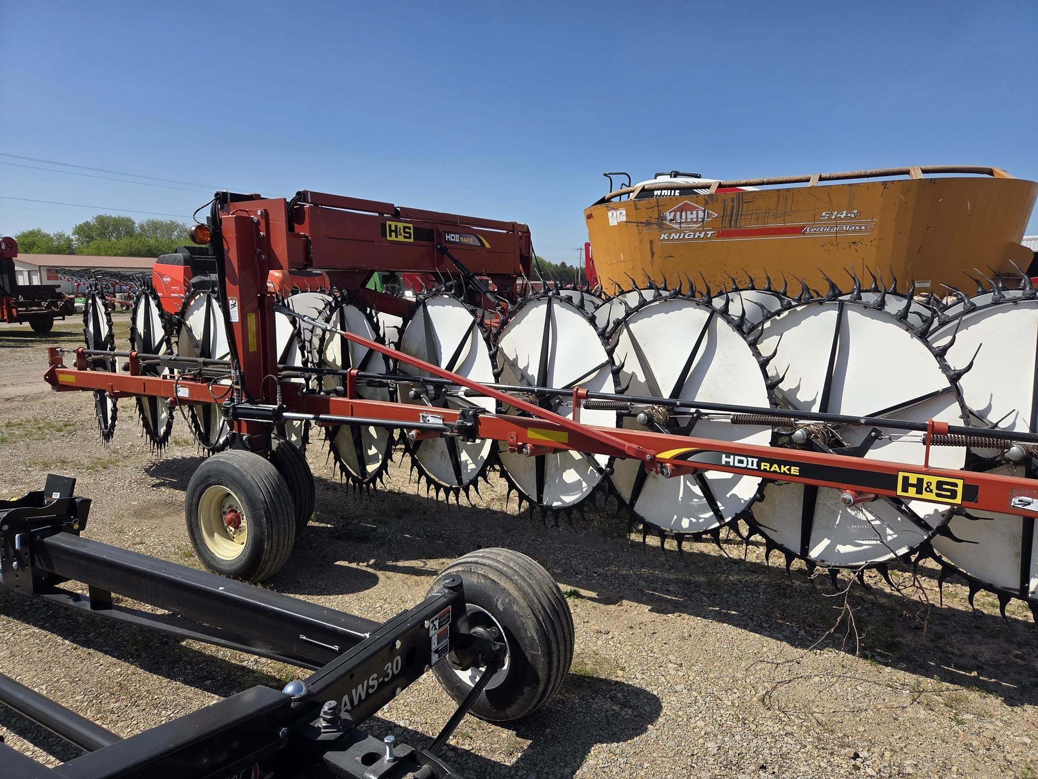 2016 H&S HD II Equipment Image0