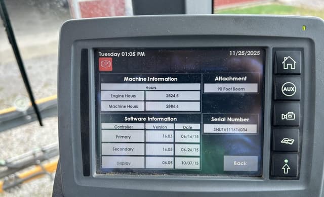 Image of Hagie STS12 equipment image 4