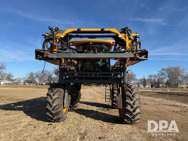 Image of Hagie STS16 equipment image 4