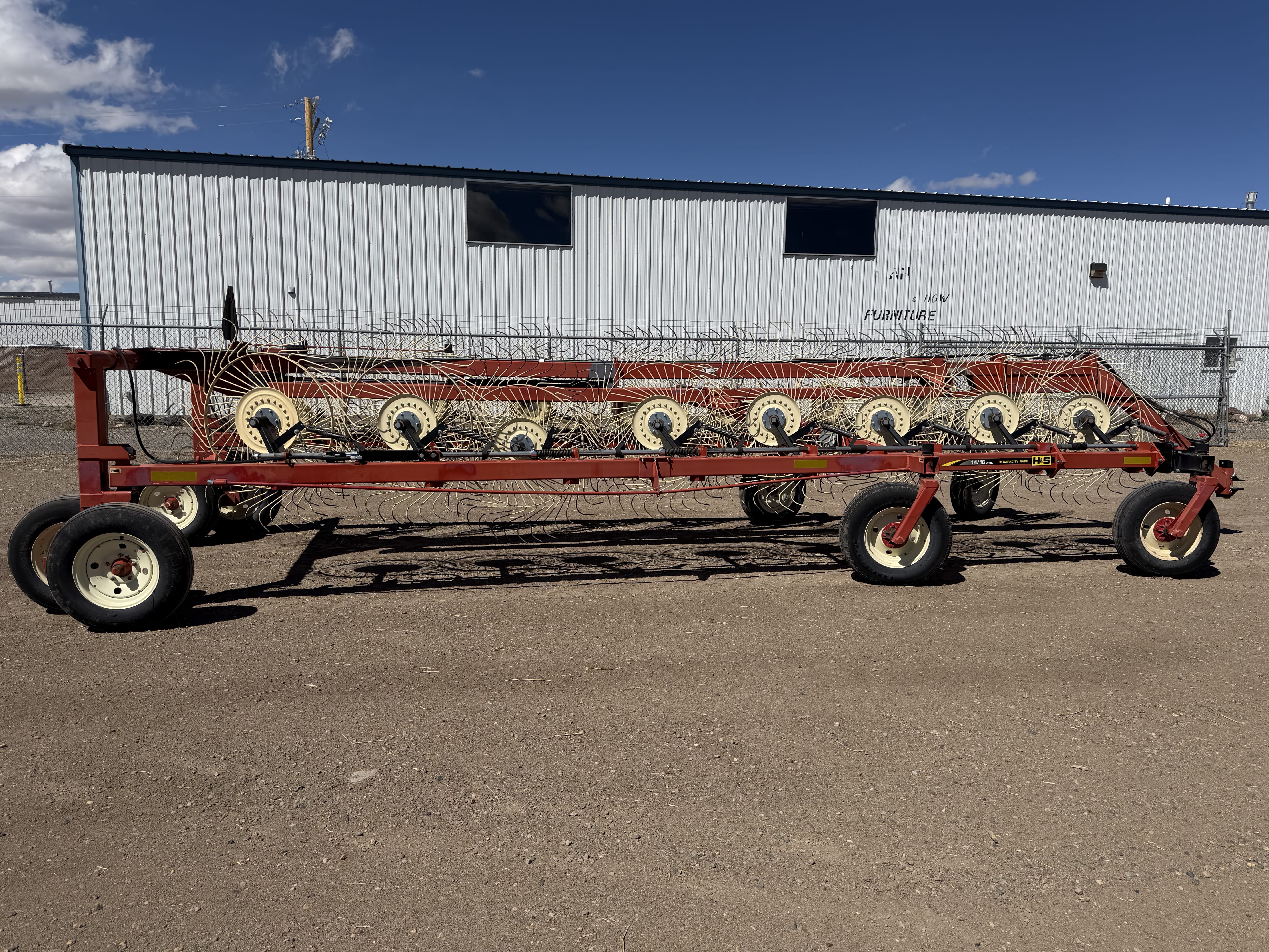 2016 H&S BF14HC Equipment Image0