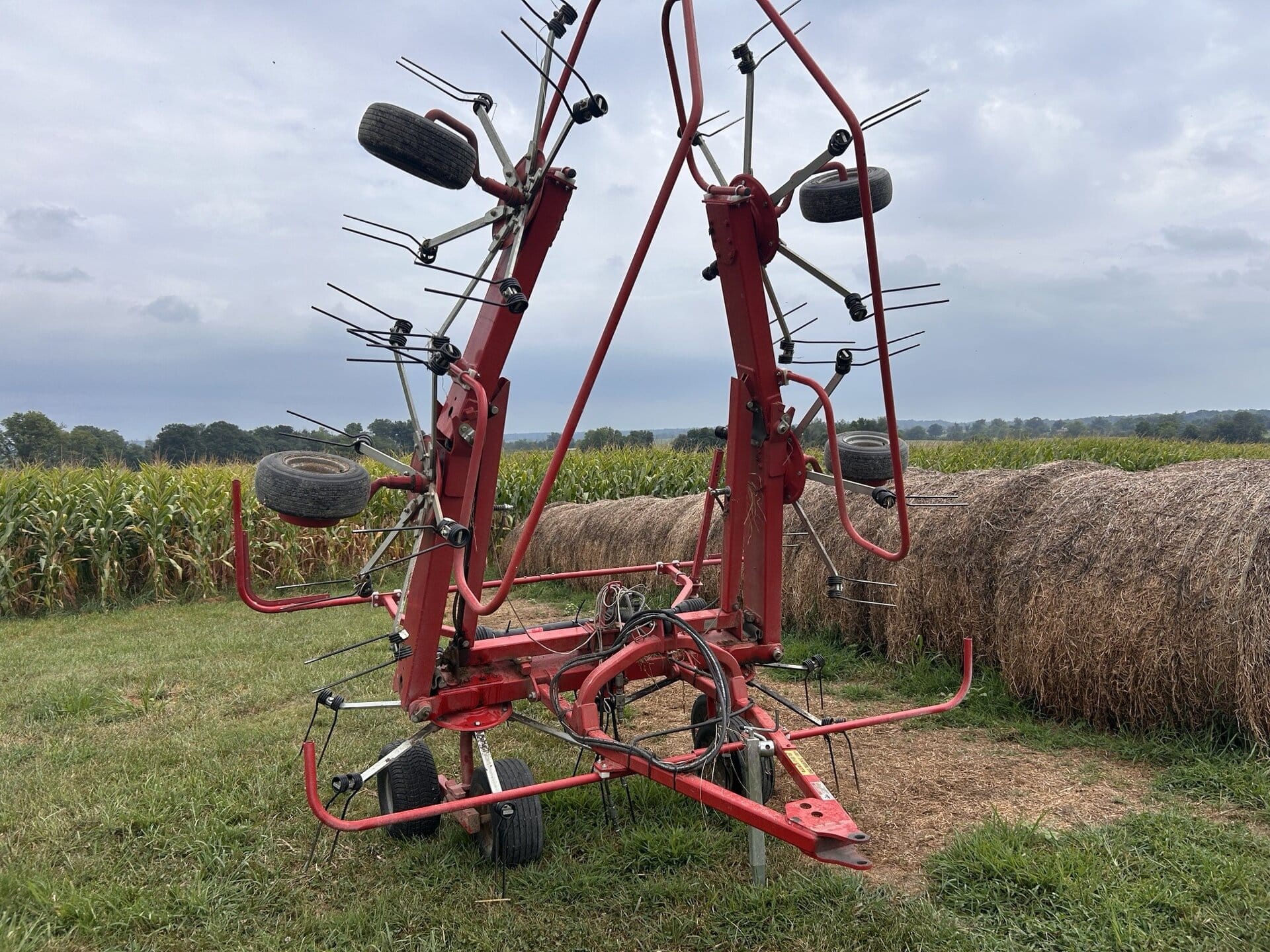 2016 H&S RTG6 Equipment Image0