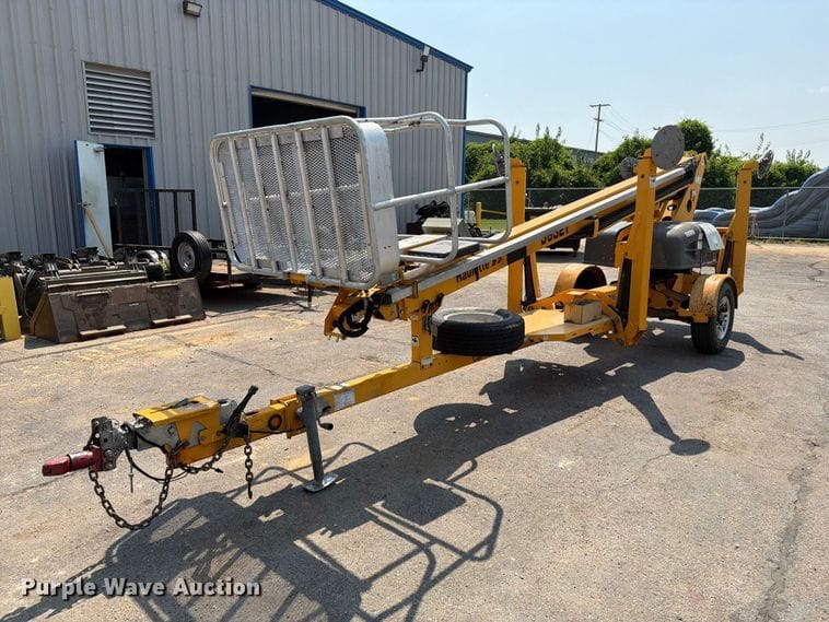 2016 Haulotte 3632T Equipment Image0