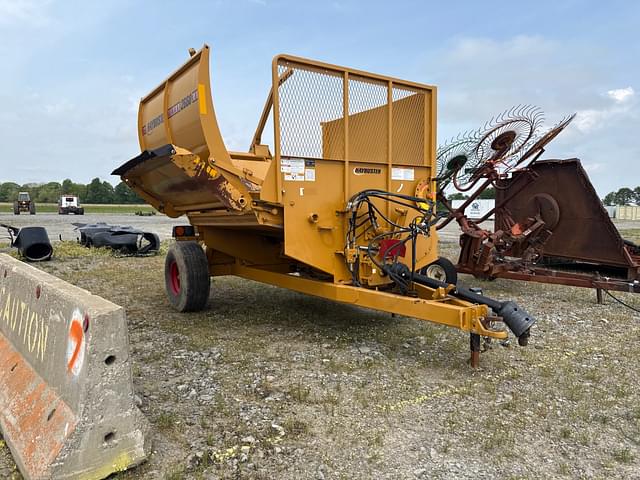 Image of Haybuster 2660 equipment image 1