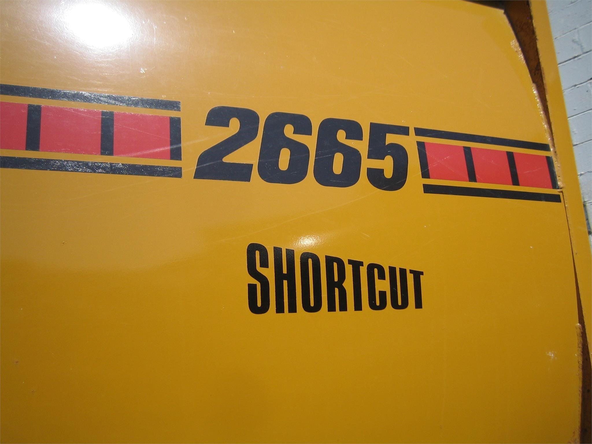 2016 Haybuster 2665 Equipment Image0