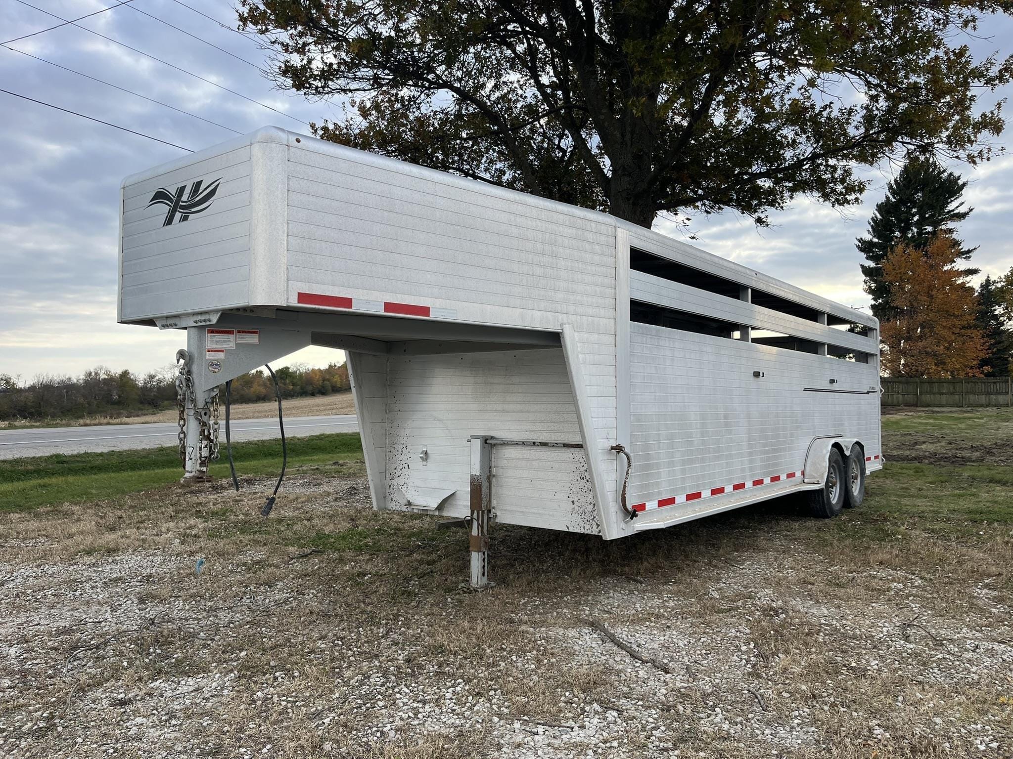 2016 Hillsboro ES7-24-68 Equipment Image0
