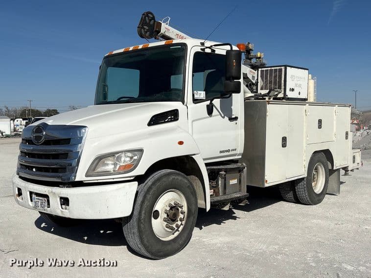 Image of Hino 268 Primary image